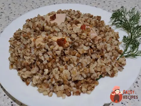 Каша гречана з курячим філе