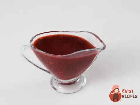 Ткемалі із червоної смородини