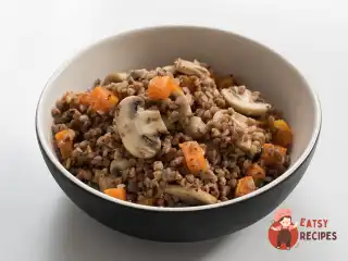 Гречка з грибами та запеченим гарбузом