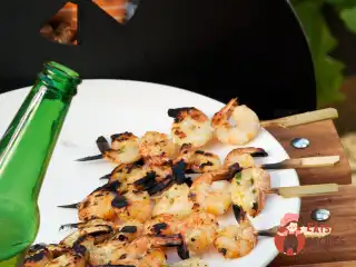 Шашлички з креветок