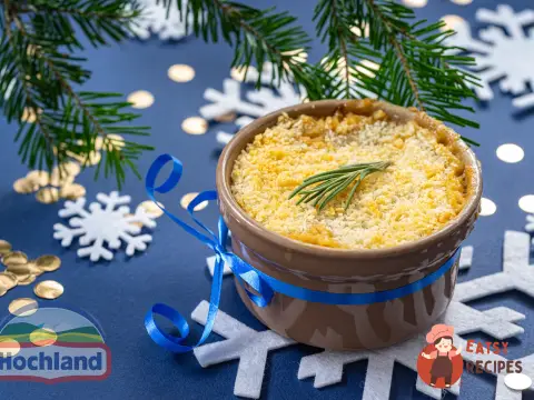 Жюльєн з куркою, грибами та плавленим сиром
