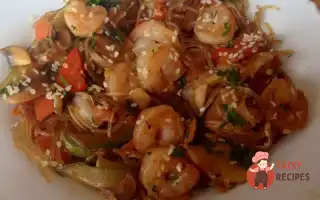 Фунчоза З Креветками Та Овочами