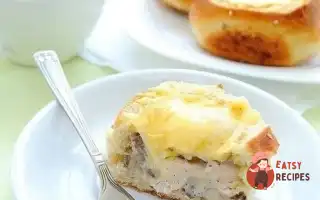 Жульєн З Куркою В Булочці