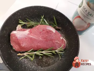 Крок 4: Качка на сковороді
