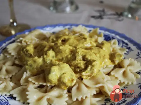 Фарфалле у вершковому соусі