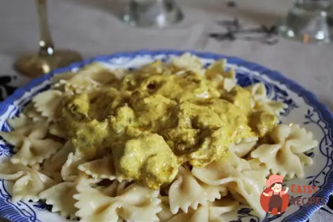 Фарфалле у вершковому соусі