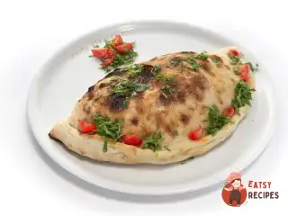 Піца «Кальцоне»