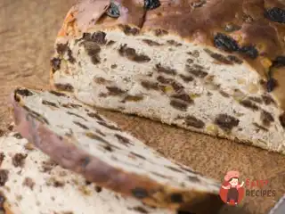 Тірольський хліб із родзинками