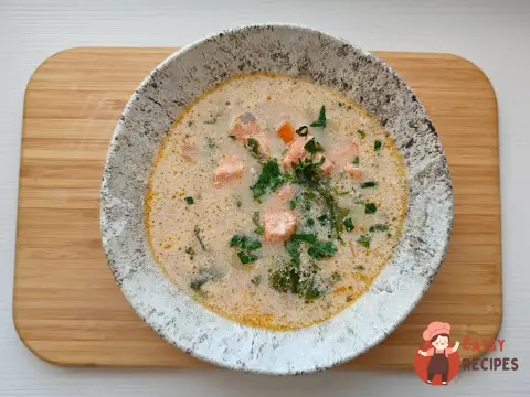 Уха зі шпинатом