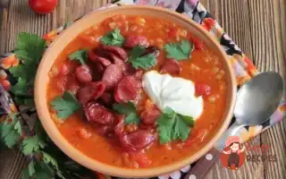 Густий Томатний Суп Із Копченими Ковбасками