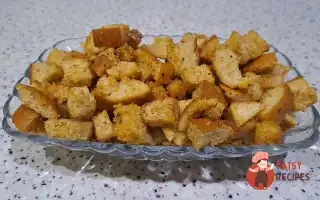 Сухарики В Духовці Із Білого Батона З Приправами