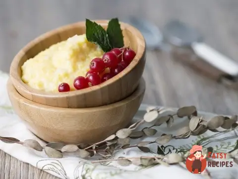 Каша з кукурудзяної крупи з яблуками в мультиварці