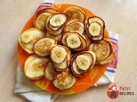 Кефірні оладки з бананом
