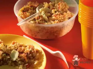 Кеджери з копченим лососем