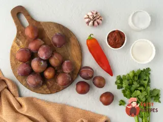 Крок 1: Аджика зі сливами