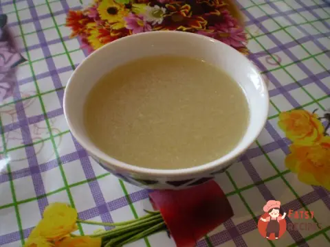 Курячий бульйон з мірпуа