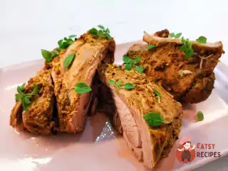 Соковите стегно індички каррі