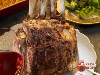 Яловича корейка з гратеном з батату та брюссельською капустою