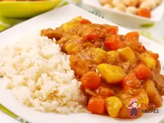 Гарбузовий каррі з родзинками