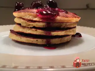 Оладки з мигдального борошна з медом
