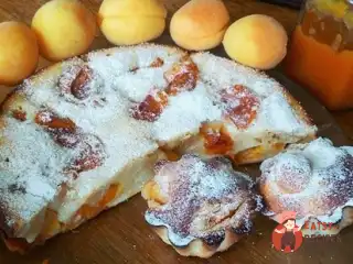 Абрикосовий пиріг