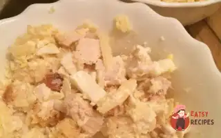 Салат З Курки З Сиром Та Сухариками