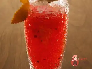 Коктейль "Кейп-кодер" (Cape Codder)