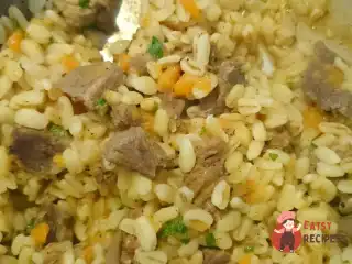 Перлова каша з яловичиною