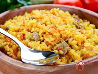 Плов з баранячими ребрами