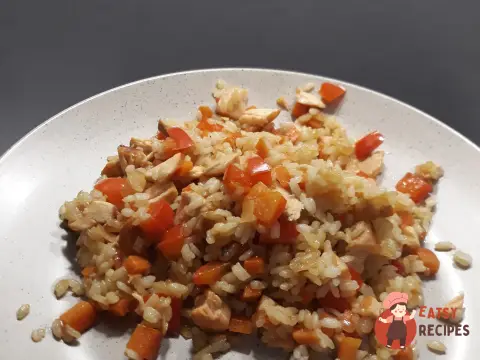 Японський плов тяхан