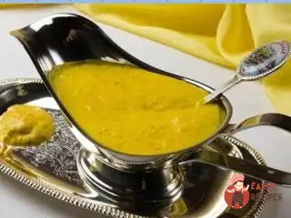 Соус велюте з шафраном та томатами до білої риби.