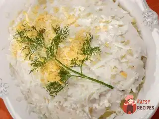 Салат «Мімоза» з легким майонезом
