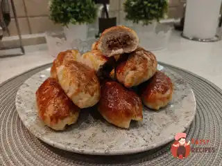 Тістечка з м'ясом