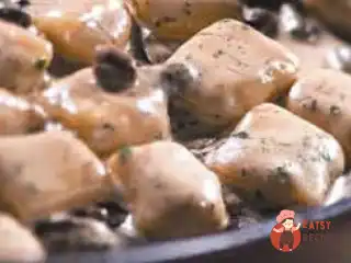 Ньоккі з лісовими грибами