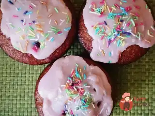 Ванільні капкейки з полуницею