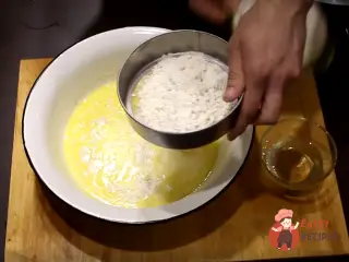 Крок 3: М'які плюшки із цукром