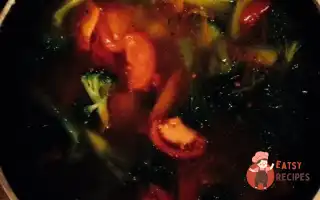 Овочевий Суп З Куркою, Броколі Та Помідорами
