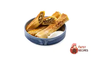 Млинці З Печінкою Та Червоною Цибулею