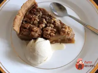 Банановий тарт з медом та волоськими горіхами