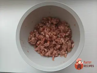 Крок 1: Котлети з домашнього фаршу з броколі
