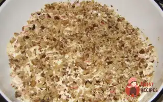 Листковий Салат З Волоськими Горіхами, Яблуками Та Куркою
