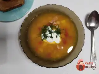 Суп гороховий з копченостями та болгарським перцем