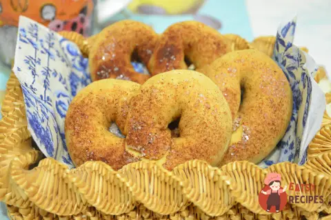 Крендельки з корицею