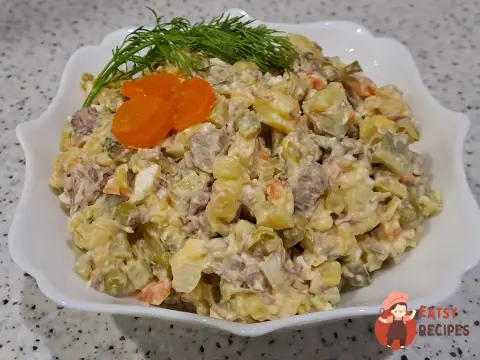 Олів'є з яловичиною та морквою