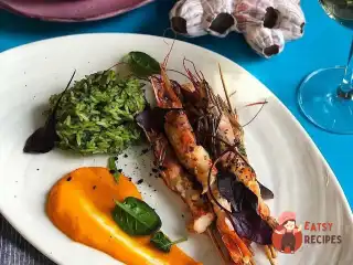 Креветки з гострим імбирно-чесночним соусом