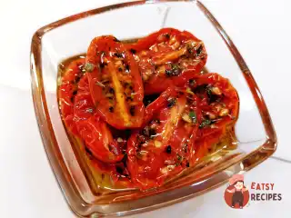 В'ялені в духовці помідори чері з травами