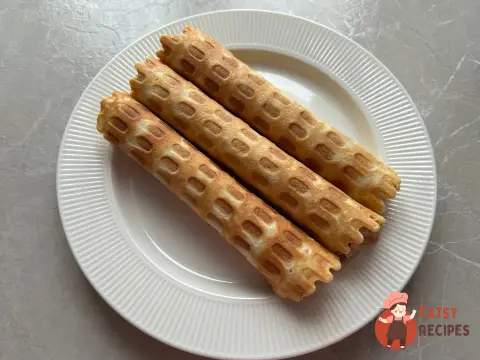 Трубочки з вареним згущеним молоком