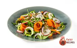 Салат з редиски з маринованою морквою