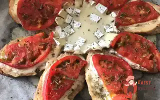 Запечений Сир Камамбер З Багетом Та Прованськими Травами
