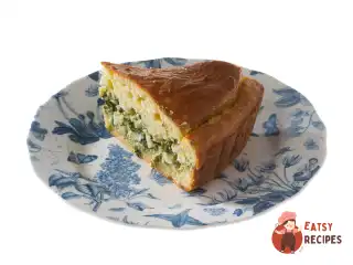 Пиріг з цибулею та яйцем